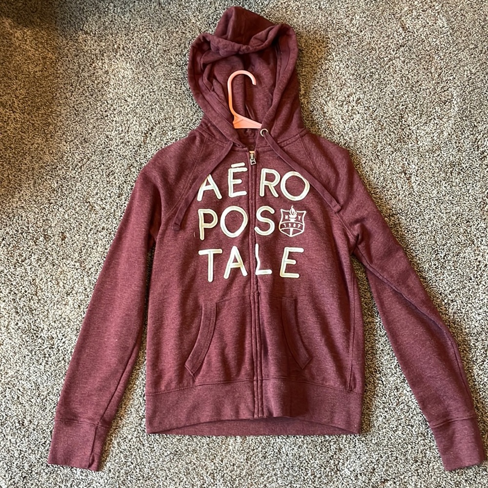 Aeropostal zip up hoodie. Size small women’s.